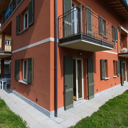 Tulipani 8 Apartmán *